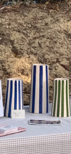 vase à rayures bleues fabriqué au maroc